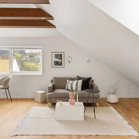 Charming Seaside In With Stunning Views *