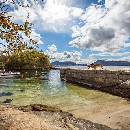 Charming Seaside In With Stunning Views *